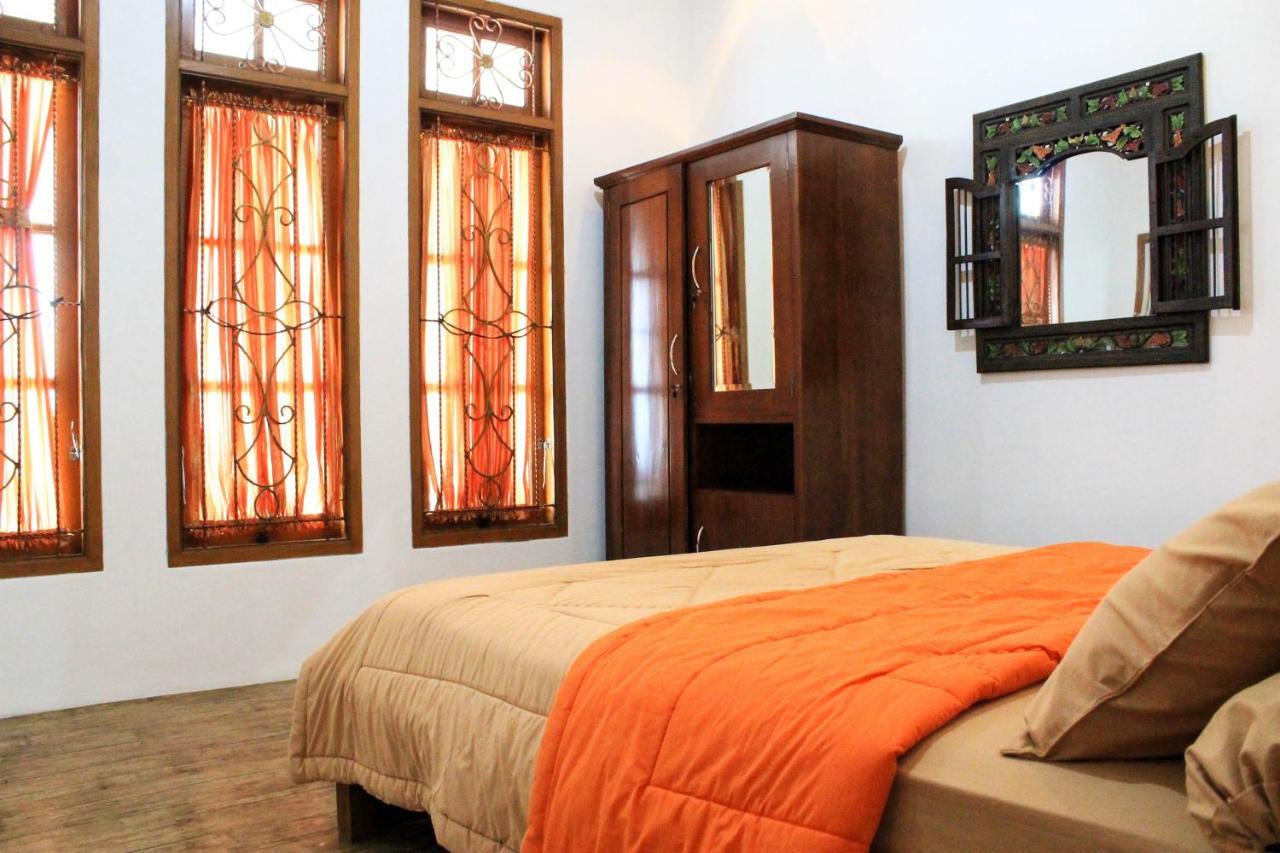 Villa Bukit Berkat Богор Экстерьер фото